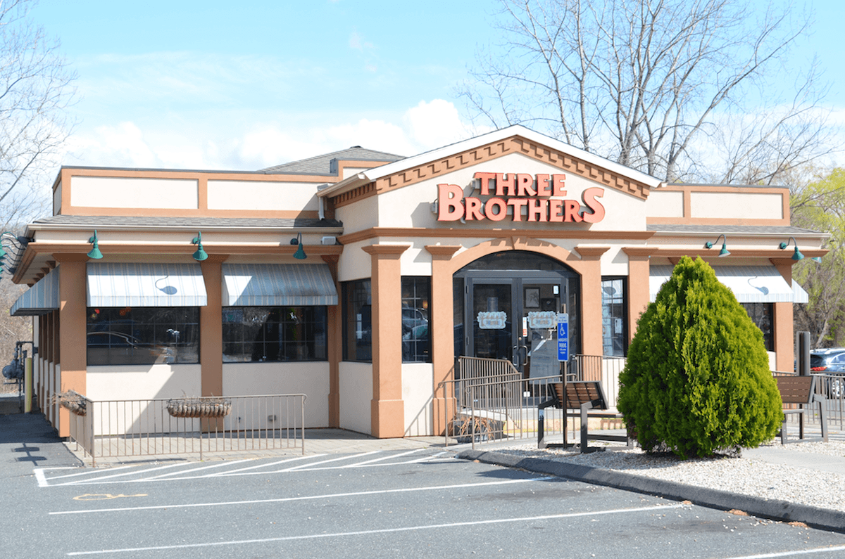 3 Brothers Family Restaurant